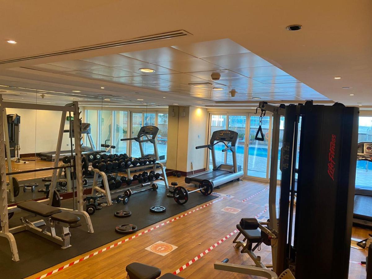 One Bedroom Apartment With Pool & Gym Near Marina ดูไบ ภายนอก รูปภาพ